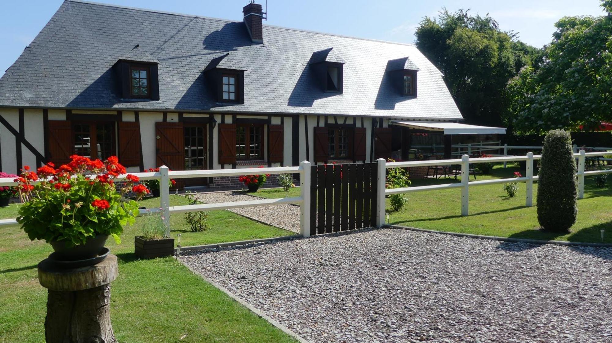 Le Pressoir Apartment Beaumesnil  Екстериор снимка